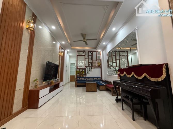 PHÂN LÔ QUÂN ĐỘI – VÀI BƯỚC RA Ô TÔ – NHÀ ĐẸP TRƯỜNG CHINH – NHỈNH 11 TỶ