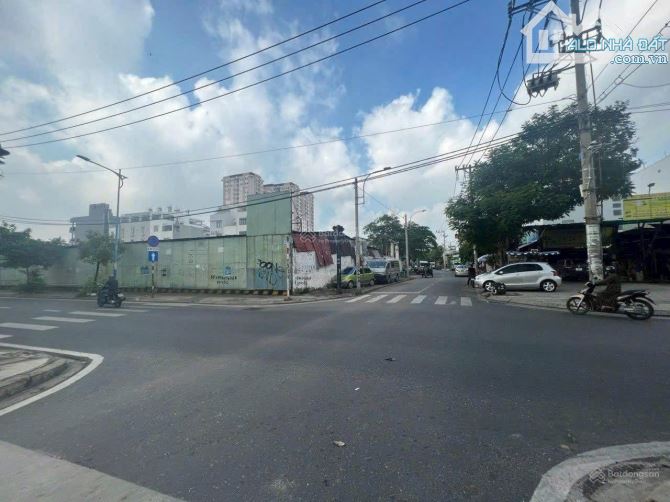 [Sơn Trà] 15 tỷ 8mx11m 3 tầng góc 2 mặt tiền đường Nại Tú 2