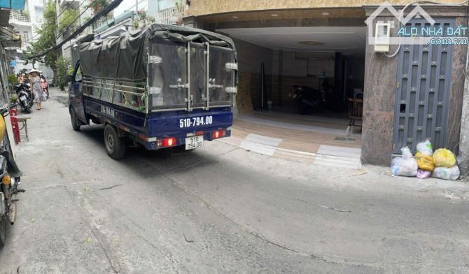 20 Tỷ! Bán Tòa CHDV 2 Mặt Hẻm xe hơi Phan Tây Hồ, Phú Nhuận - 5 Tầng - HĐT 65 Triệu