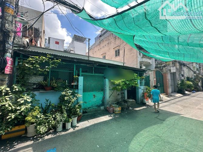 NGAY NI SƯ HUỲNH LIÊN, GẦN CC BÀU CÁT 2 - GẦN 200M2, NGANG 8M SỔ A4 - HXH TRÁNH 1 TRỤC