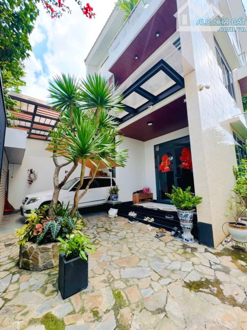 BIỆT THỰ SÂN VƯỜN KDC KHANG AN - NGAY GLOBAL CITY - 220M2 (10X22M) - THANG MÁY - 26.5 TỶ
