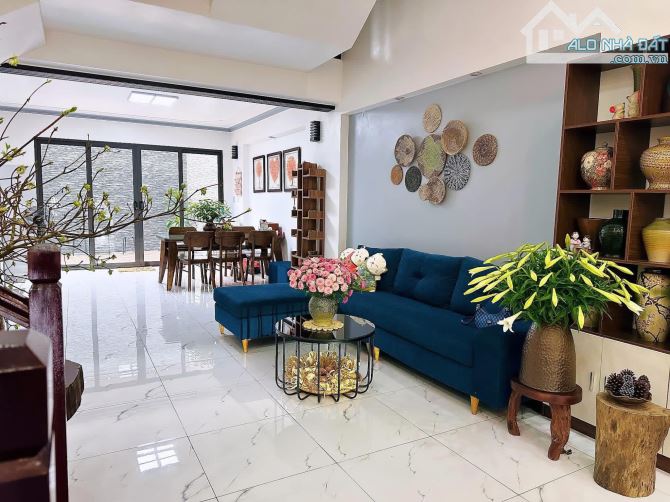 🏡 BÁN NHÀ LÂM HẠ, PHƯỜNG BỒ ĐỀ – 98M² – 7 TẦNG – 15.8 TỶ – Ô TÔ VÒNG QUANH – PHÂN LÔ
