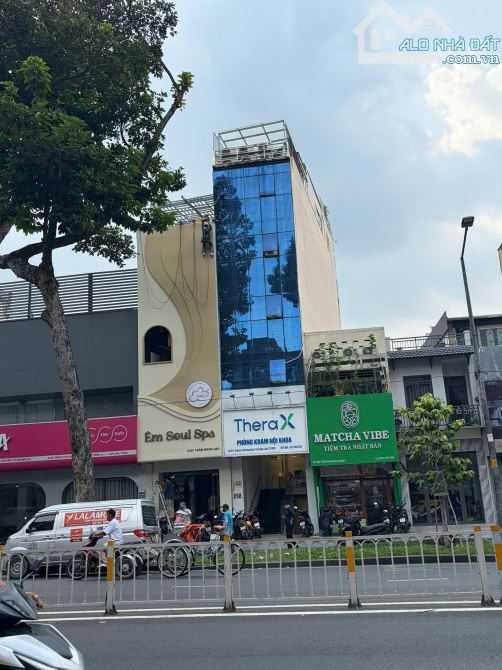 315m2 Mặt Tiền Trần Hưng Đạo, Quận 1 Giá 165 tỷ ~ Chỉ 520 Triệu/m2