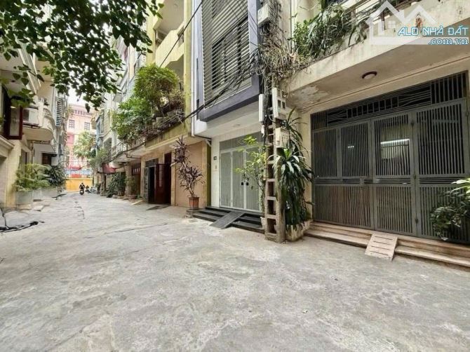 KHU VIP PHÂN LÔ QUÂN ĐỘI TÔN THẤT THIỆP – Ô TÔ TRÁNH – MT 6M – MÓNG 7 TẦNG – TRUNG TÂM BA