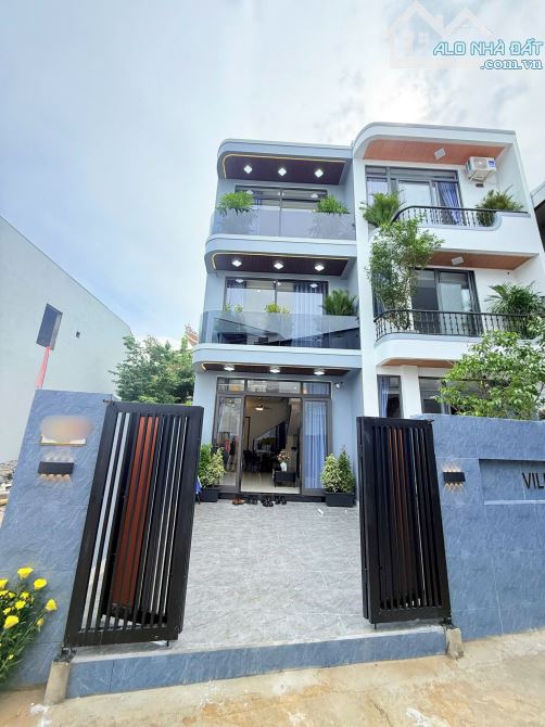 Bán nhà 3 tầng kiệt ô tô Duy Tân gần làng đại học & trường Y Huế