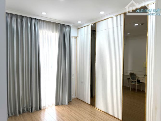 Bán căn hộ Millennium , 3PN , 2WC, 100m² , Căn Góc, Nhà Mới Chưa Sử Dụng, Giá : 11.5 Tỷ TL