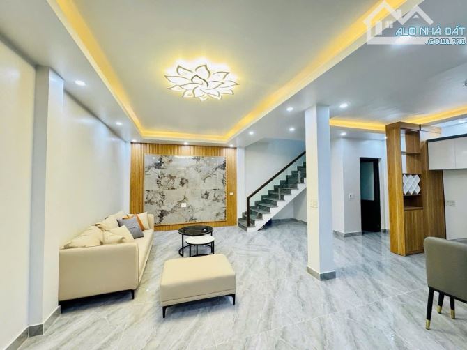 ❌❌❌ 2,25 TỶ – NHÀ 2 TẦNG GẦN NHƯ MỚI TINH, Ô TÔ ĐỖ CỬA TẠI VĨNH KHÊ ❌❌❌