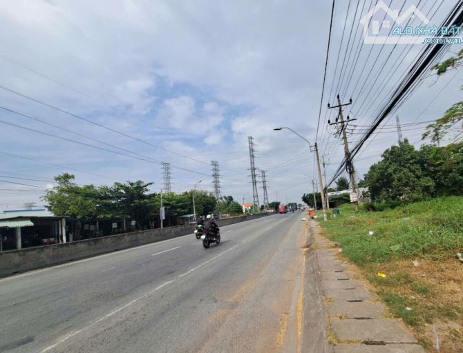 Bán hoặc cho thuê Xưởng mặt tiền Quốc Lộ 1A - xã Nhựt chánh
