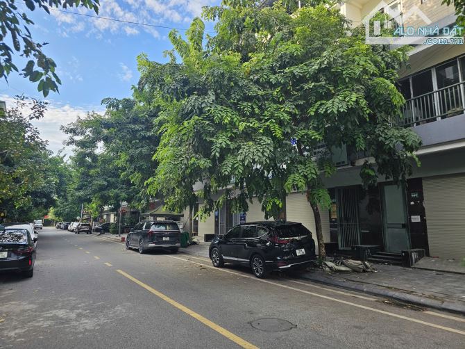 Bán nhanh căn lk hud B 3.5 tầng mặt Nguyễn Khuyến mới hoàn thiện thô