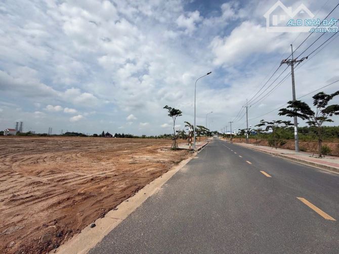 ✓Chuyển Nhượng Thửa Đất SKK ,( 2 mặt tiền ) TẠI KCN Long Thành. Đồng Nai ▪️Tổng diện tíc