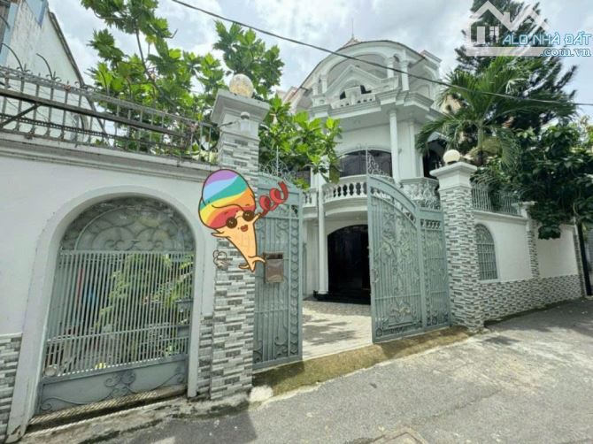 Biệt Thự sân vườn Tân Quy, Quận 7, 14m x 19m, Khu dân trí, giá 109tr/m2