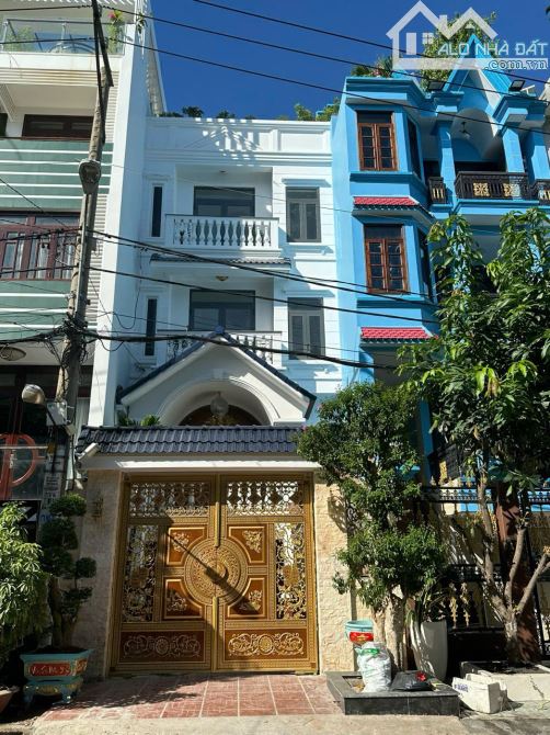 Bán nhà 4 tầng 2 mặt hẻm 12m đường Nguyễn Oanh DT5mx22m CN 110m2 Gía chỉ 15,3 tỷ