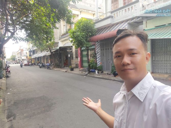 NHÀ MẶT TIỀN CHỢ 434 BÌNH HÒA – 153M² FULL THỔ CƯ – 10 PHÒNG TRỌ – GIÁ MỚI 4,98 TỶ