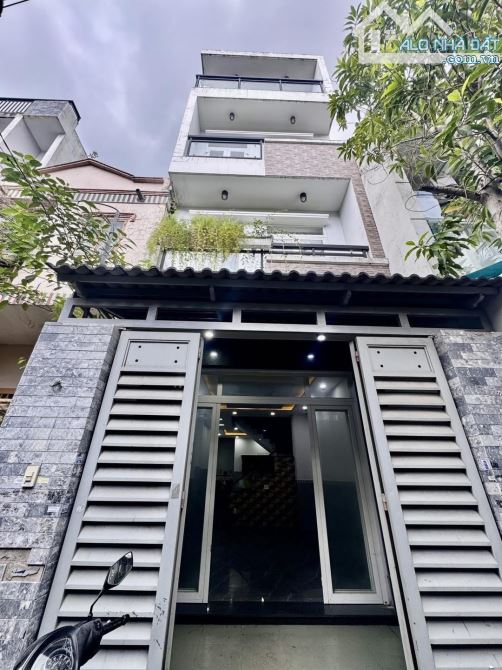 BÁN GẤP NHÀ TAM ĐẢO, QUẬN 10. GIÁ 4TỶ680/79.5M2 (5,3MX15M).SỔ HỒNG SẴN