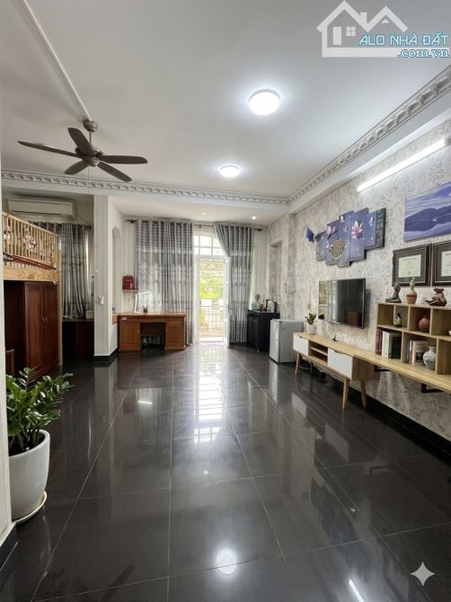 B.ÁN NHÀ SÁT HIM LAM - DƯƠNG BÁ TRẠC - LOTTE- 4 TẦNG SIÊU THOÁNG- 120m2 { 6x20m }