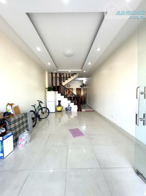 GIẢM 700tr NHÀ 4 TẦNG MẶT ĐƯỜNG 30M ! ĐẰNG HẢI
