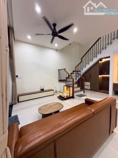 🔥 NHÀ 3 TẦNG NGUYỄN VĂN HUỀ – NGANG KHỦNG 6.5M – CHỈ 3.99 TỶ 🔥 🏡 52m² – 3 tầng