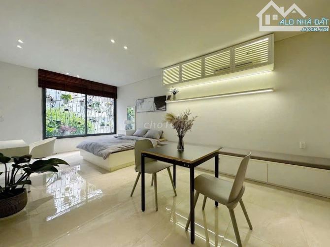 HIẾM.! Biệt Thự 230 Pasteur Quận 3- 3 MT đẹp - 12x13m - 5 Tầng hiện đại - chỉ 68 tỷ
