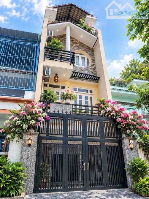 CHỦ CẦN TIỀN KÝ GỬI BÁN NHANH NHÀ TRONG THÁNG NGAY DƯƠNG BÁ TRẠC QUẬN 8-GIÁ:4.28TỶ/105m2