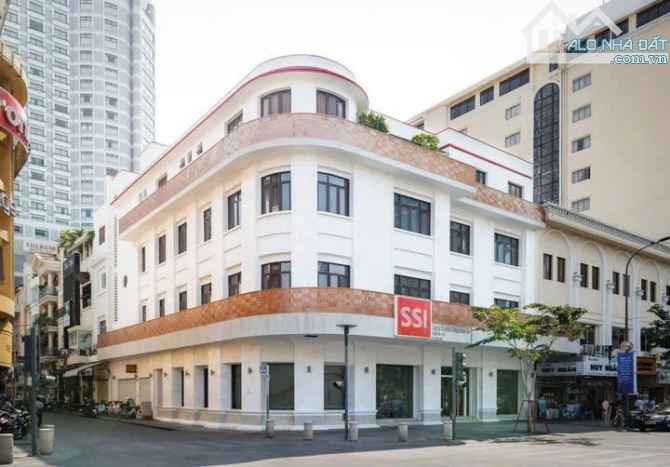 Dòng tiền 1.3 tỷ/tháng. Bán Tài Sản 02 Mặt Tiền Phố Nguyễn Huệ, P Bến Nghé, Quận 1.