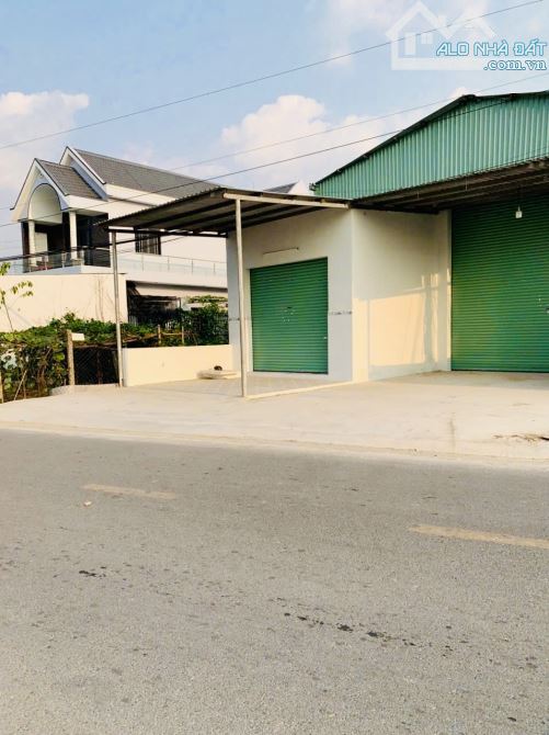 Bán nhà xưởng mặt tiền Mỹ Hạnh, gần KCN Xuyên Á – 364m² full thổ cư – xưởng mới đẹp, vào s