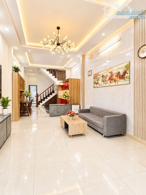 NHỈNH 3 TỶ TL – KHUÊ TRUNG, CẨM LỆ - NHÀ 2 TẦNG MỚI, VALI Ở NGAY – DT 75M2 – KHU DÂN TRÍ