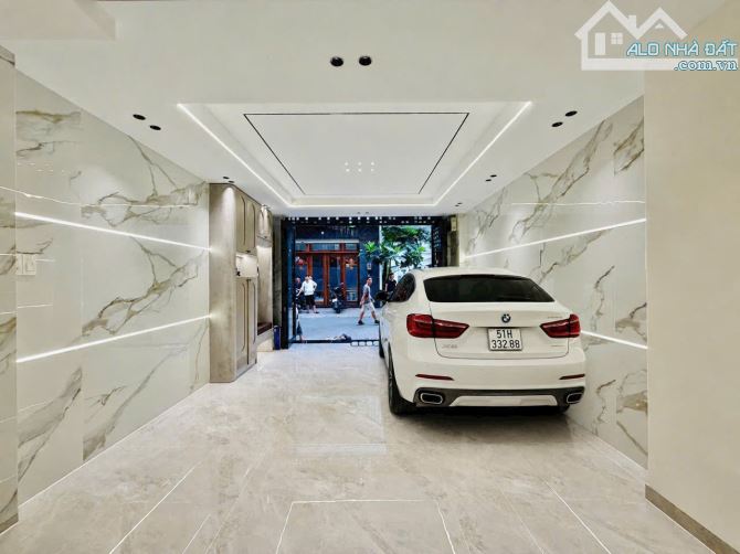 CỨU CHỦ!! Ngay MT Ni Sư Huỳnh Liên- 12 tỷ về 10,4 tỷ-Nhà xây 2024- DT 4X18m - 4 Tầng mới
