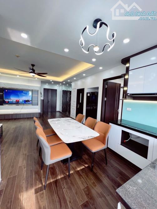 Bán căn hộ chung cư Gelexia 885 Tam Trinh - Yên Sở - Hoàng Mai. 70m2 gồm 2 ngủ, 2 vs, 4.5