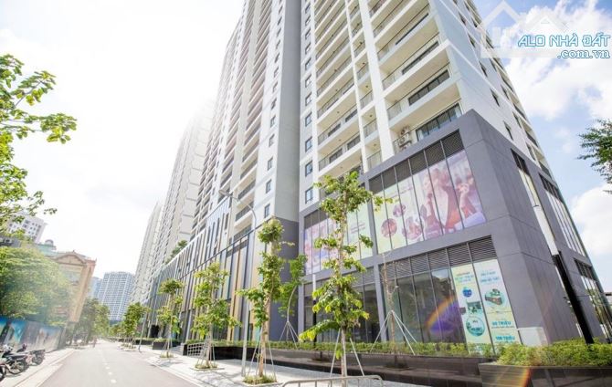 Bán sàn văn phòng Ngoại giao đoàn - Đã có sổ- 200m2 - rất đẹp xịn, cả khu có 1 lô