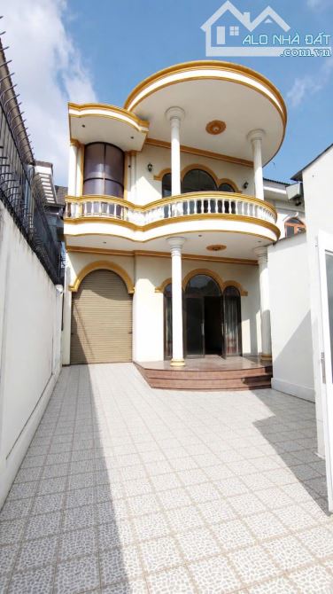 NP571 Bán nhá 1 trệt 1 lầu 1 sẹc Nguyễn Ái Quốc, Tân Hiệp, Biên Hòa: * Giá: 13tỷ thương