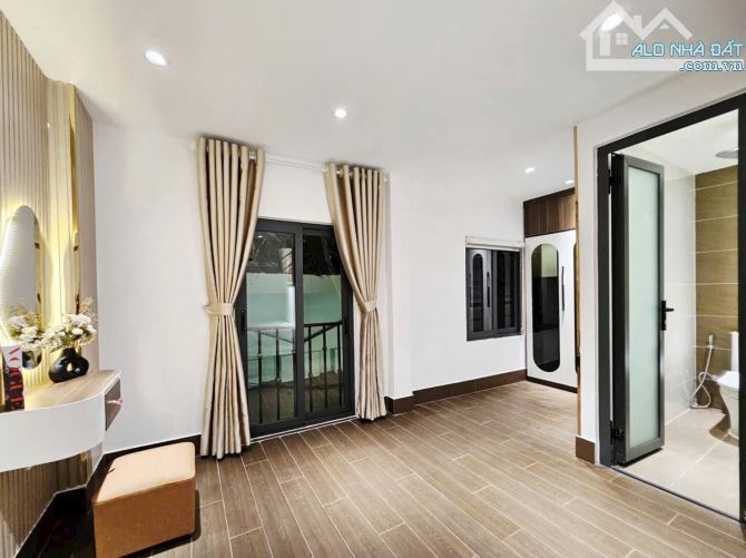 HIẾM CÓ!! MTNB Trường Chinh -Nhà 4 tầng-ngang-4,6m-chỉ 6 tỷ bé!!