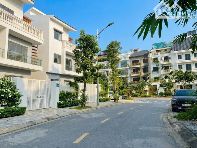 BÁN LIỀN KỀ KĐT FORESA XUÂN PHƯƠNG – Ô TÔ TRÁNH – MẶT TIỀN RỘNG – GIÁ 1X TỶ