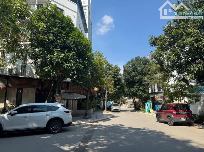 BÁN LIỀN KỀ KĐT VIGLACERA FORESA XUÂN PHƯƠNG – Ô TÔ TRÁNH – GIÁ NHỈNH 1X TỶ