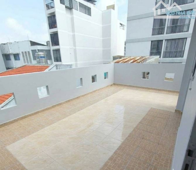 Vila TK đẹp - XE HƠI đậu trong Gara - 60m²x4Tầng ra Lê Quang Định