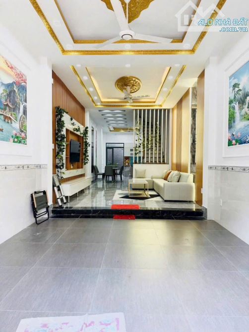NGỘP NẶNG!!! Chỉ 6,8 Tỷ -HXH Trương Công Đinh - DT 4.55 x 14m - Sổ đẹp