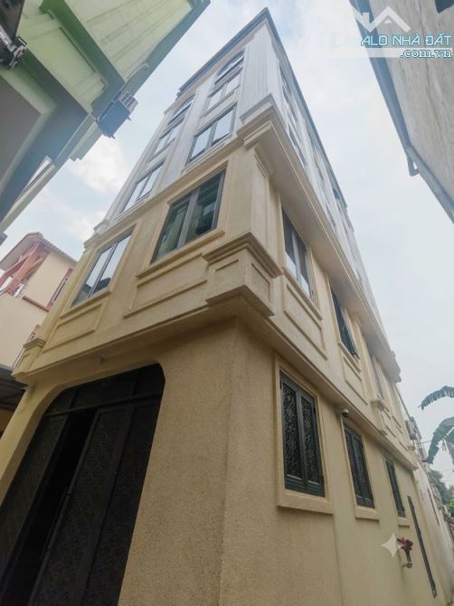 CHDV Ỷ La - Hà Đông, lô góc, thang máy, full nội thất, pccc đủ, gần tiểu học Kim Đồng