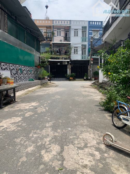 Bán nhà trợ giá rẻ, 2 tầng 7.5x11, có 6 phòng trợ Giá 7 tỷ 2