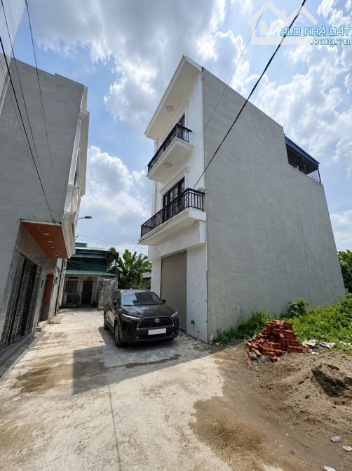 🏡 NHÀ 3 TẦNG ĐỘC LẬP Ô TÔ ĐỖ CỬA – KIỀU TRUNG, HỒNG THÁI CHỈ HƠN TỶ