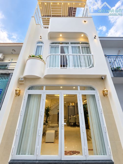 GẤP ! CHỦ KÝ GỬI BÁN NHANH NHÀ NGAY TRẦN VĂN QUANG TÂN BÌNH-GIÁ:3.89TỶ/65m2(5x13m)