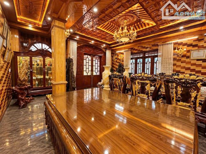 🏡 BIỆT THỰ MẶT TIỀN VÕ DUY THANH, Dt : 12,5 x 20m, Giá : 18 tỷ