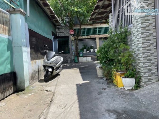 Bán nhà 4*27m Trần Văn Mười vào.hxh 3pn 2wc. Xuân Thới Đông. Hocmon