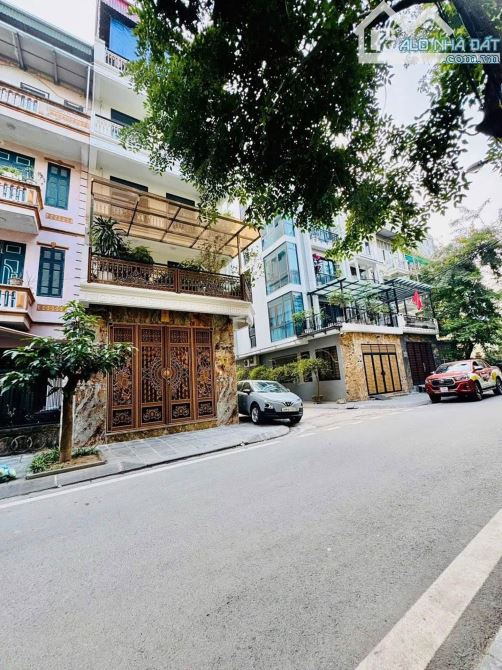 biệt thự khu đô thị định công lô góc 85m ,5 tầng, thang máy, full nội thất