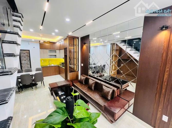 SIÊU PHẨM CAM LỘ 4 – HÙNG VƯƠNG | NHÀ ĐẸP, VỊ TRÍ TRUNG TÂM – CHỈ 3,25 TỶ