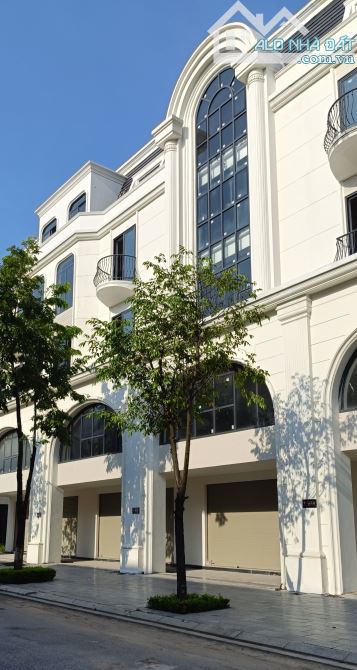 Hinode PK Ý 135m2 - 5 tầng, MT7m, Mặt phố Thịnh Vượng, giá 28,5 tỷ.