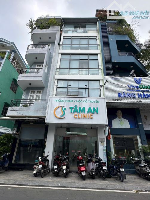 Giảm 12 tỷ còn 20 tỷ – nhà mặt tiền Trần Khắc Chân Quận 1, HĐ thuê 60 triệu/tháng