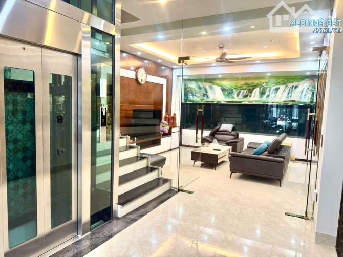 🔥 BÁN NHÀ ĐÀM QUANG TRUNG, PHƯỜNG LONG BIÊN – 86M² X 5 TẦNG – Ô TÔ VÒNG QUANH