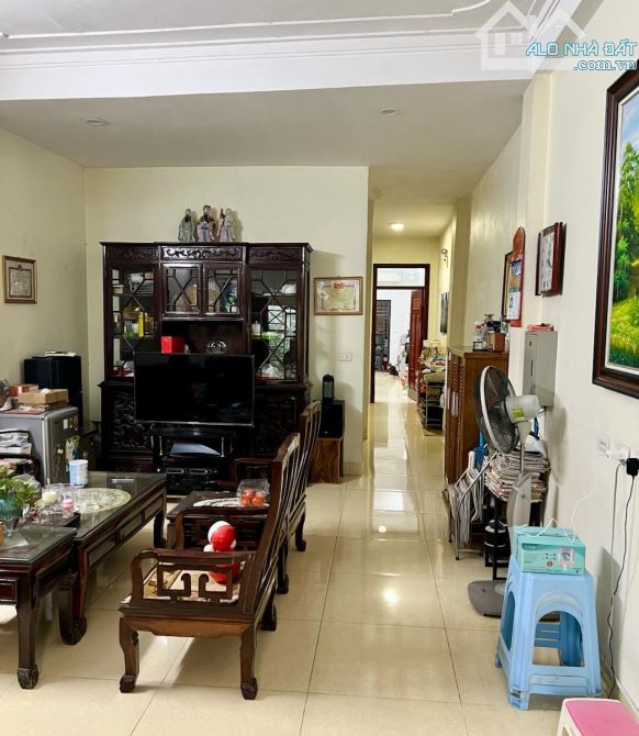 BÁN NHÀ LIỀN KỀ TỔNG CỤC 5 TÂN TRIỀU YÊN XÁ 100m 5 TẦNG GIÁ 24.5 TỶ
