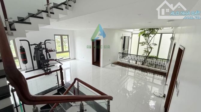 BÁN NHÀ BIỆT THỰ ĐƯỜNG GIÁNG HƯƠNG 2,HÒA XUÂN FULL NỘI THẤT