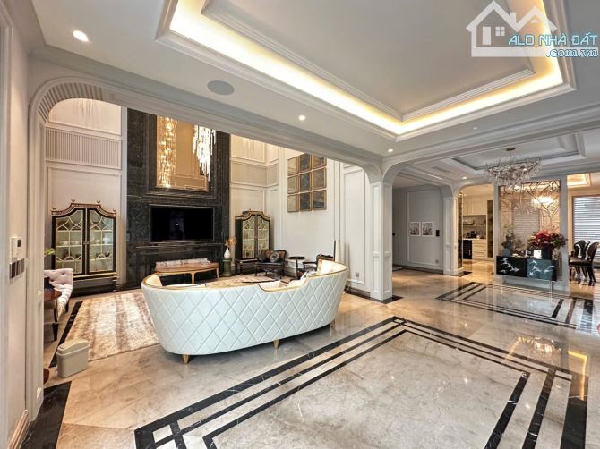 Bán biệt thự siêu đẹp Sao đỏ - dương kinh.200m x 4 tầng thang máy chỉ 19,5 tỷ