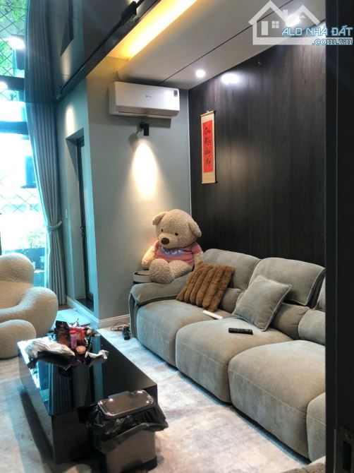 Bán nhà 3 tầng, nội thất sang sịn, 47m vuông tại lò đúc